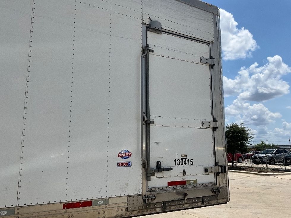 Refrigerated Trailer-Semi Trailers-Utility-2016-Trailer-Selma-TX-1,174,455\n\t\tmiles-$ 17,250 - Image 11