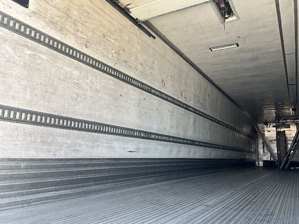 Refrigerated Trailer-Semi Trailers-Utility-2016-Trailer-Selma-TX-1,174,455\n\t\tmiles-$ 17,250 - Image 8