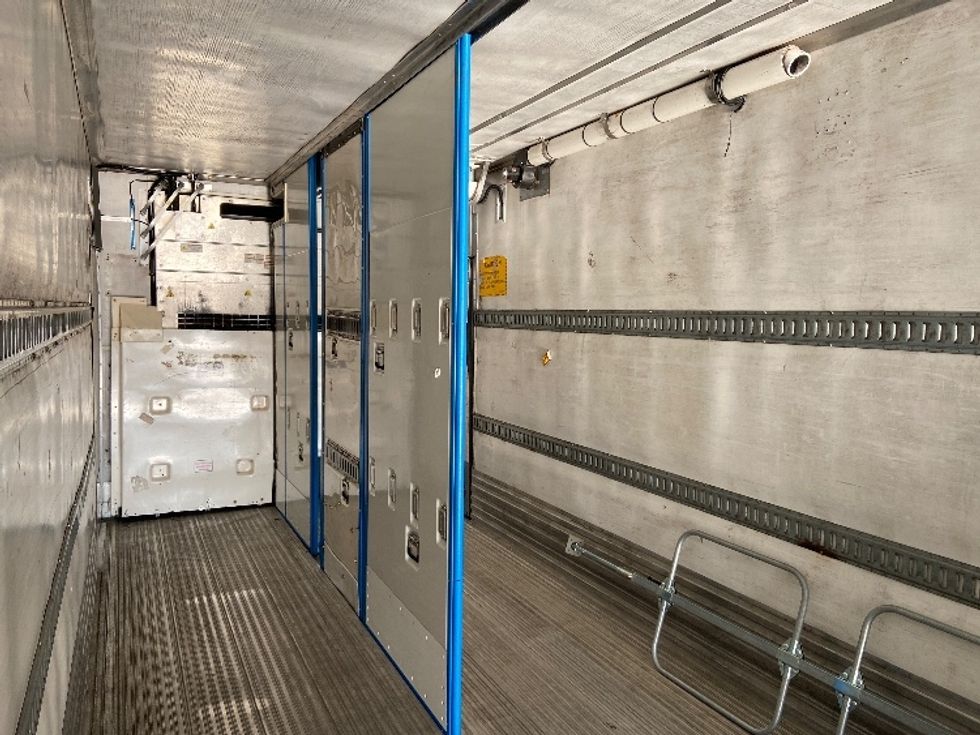 Refrigerated Trailer-Semi Trailers-Utility-2016-Trailer-Selma-TX-458,008\n\t\tmiles-$ 15,500 - Image 10