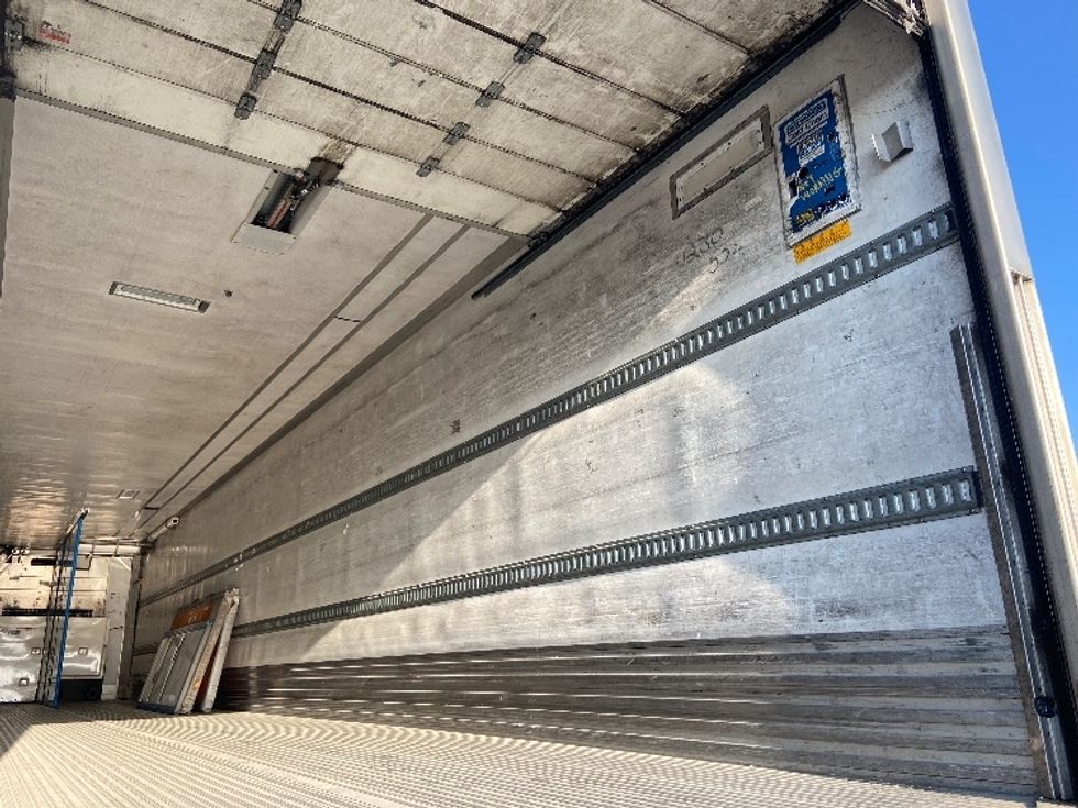 Refrigerated Trailer-Semi Trailers-Utility-2016-Trailer-Selma-TX-458,008\n\t\tmiles-$ 15,500 - Image 9