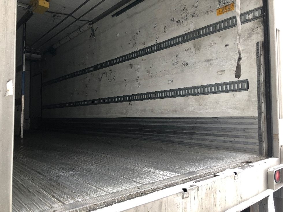 Refrigerated Trailer-Semi Trailers-Utility-2016-Trailer-Spokane Valley-WA-456,578\n\t\tmiles-$ 15,000 - Image 9