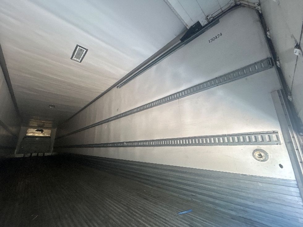 Refrigerated Trailer-Semi Trailers-Utility-2016-Trailer-Swedesboro-NJ-123,487\n\t\tmiles-$ 21,000 - Image 9