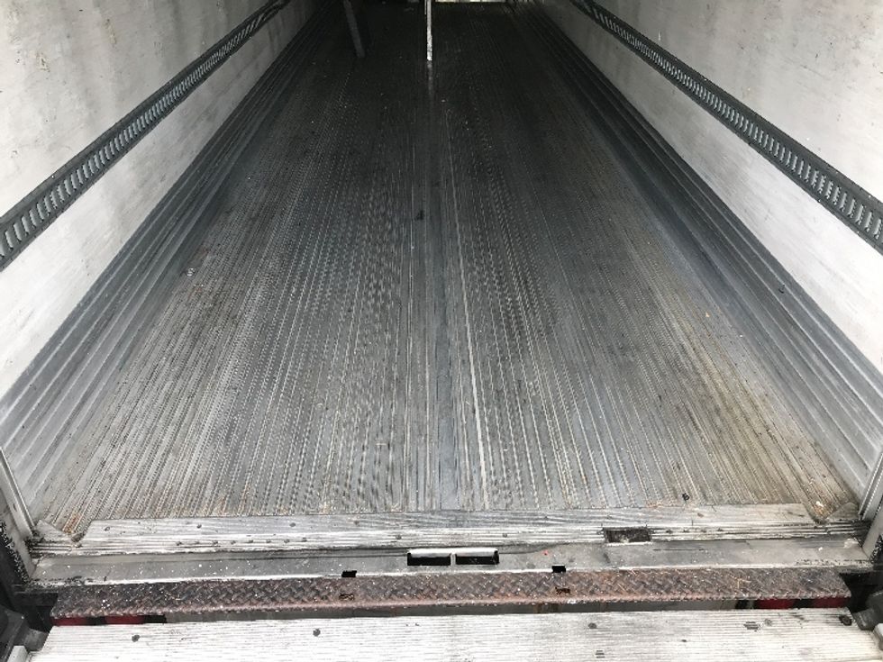 Refrigerated Trailer-Semi Trailers-Utility-2016-Trailer-West Sacramento-CA-210,555\n\t\tmiles-$ 16,250 - Image 8