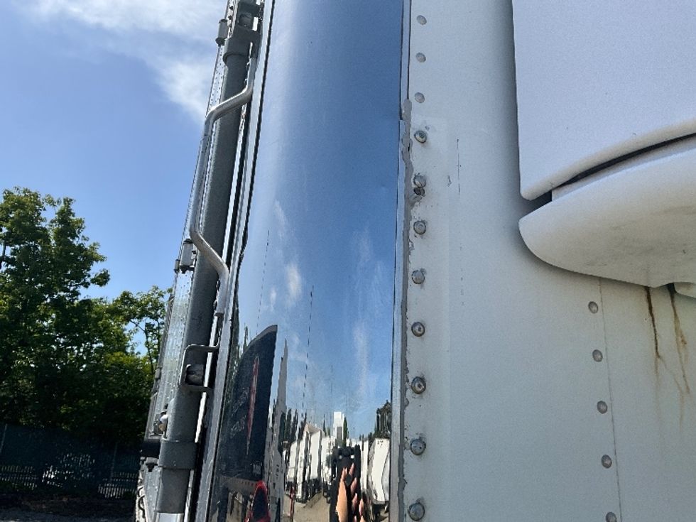 Refrigerated Trailer-Semi Trailers-Utility-2016-Trailer-West Sacramento-CA-306,372\n\t\tmiles-$ 21,500 - Image 11
