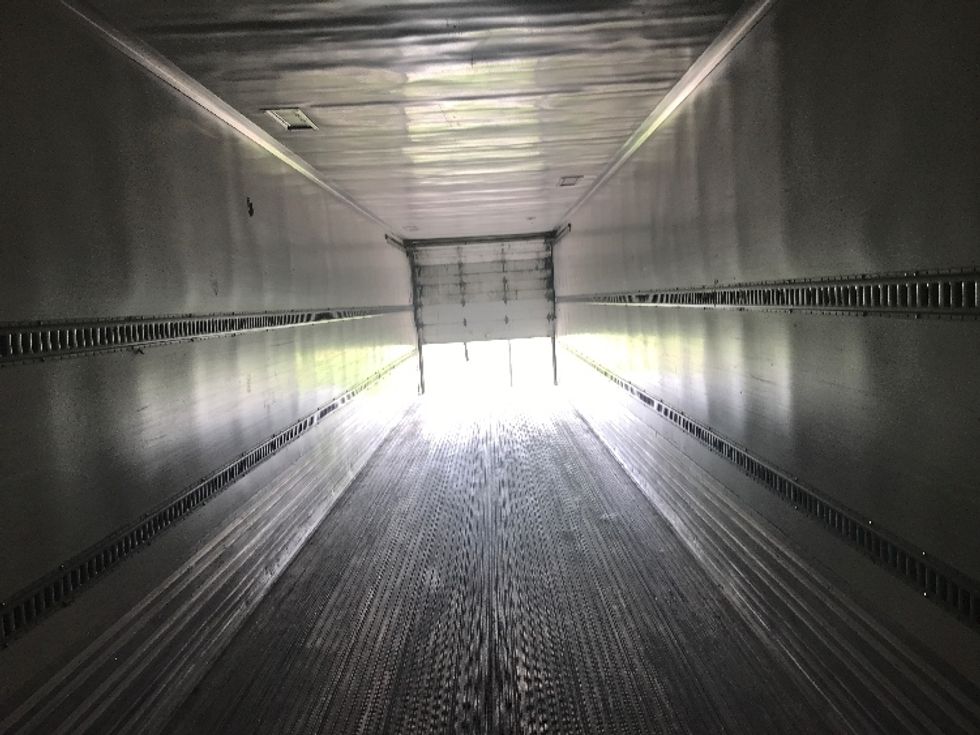Refrigerated Trailer-Semi Trailers-Utility-2016-Trailer-Windsor-WI-1,024,302\n\t\tmiles-$ 26,750 - Image 13