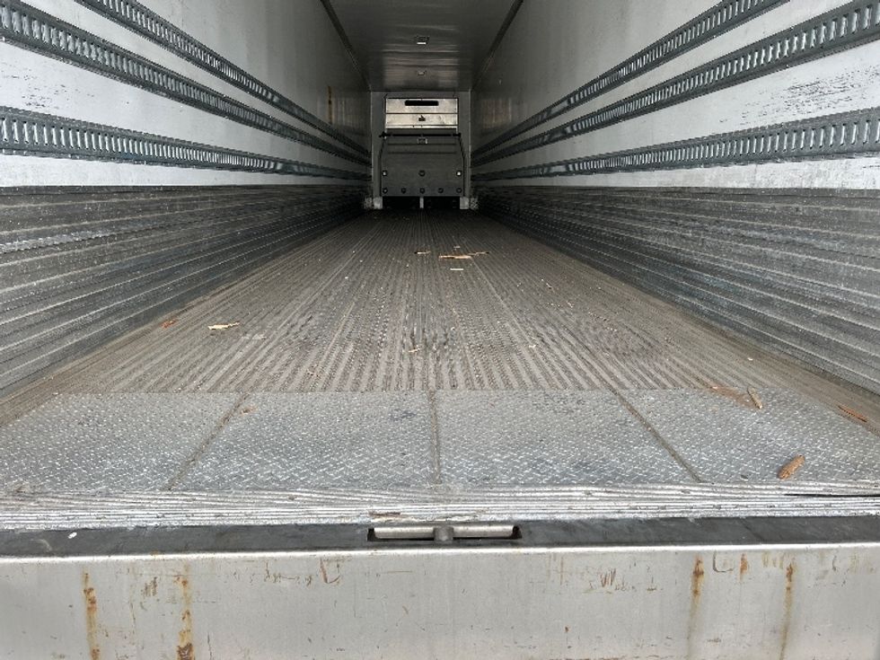 Refrigerated Trailer-Semi Trailers-Utility-2017-Trailer-Allen Park-MI-505,915\n\t\tmiles-$ 27,000 - Image 7