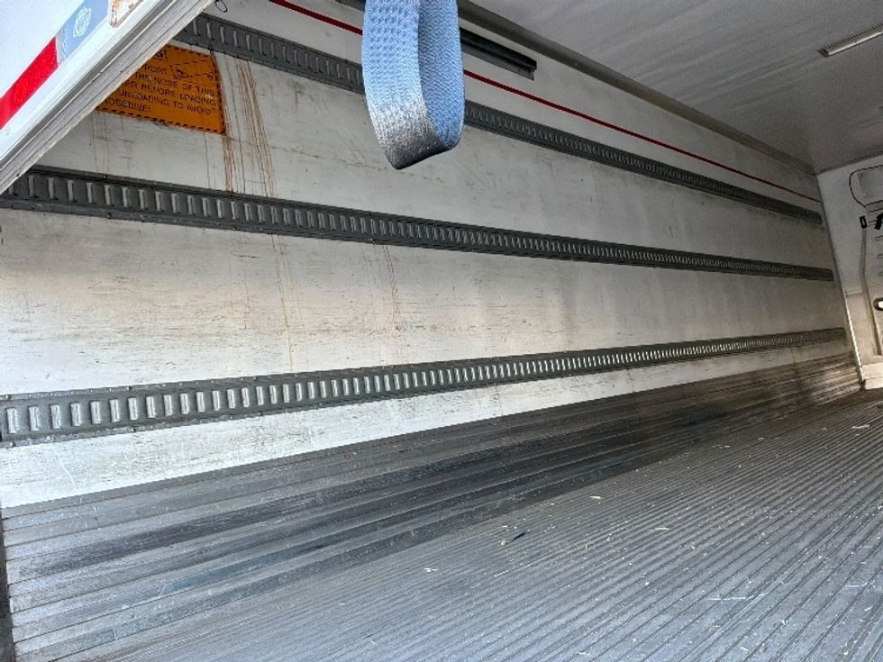 Refrigerated Trailer-Semi Trailers-Utility-2017-Trailer-Allentown-PA-360,329\n\t\tmiles-$ 25,750 - Image 9