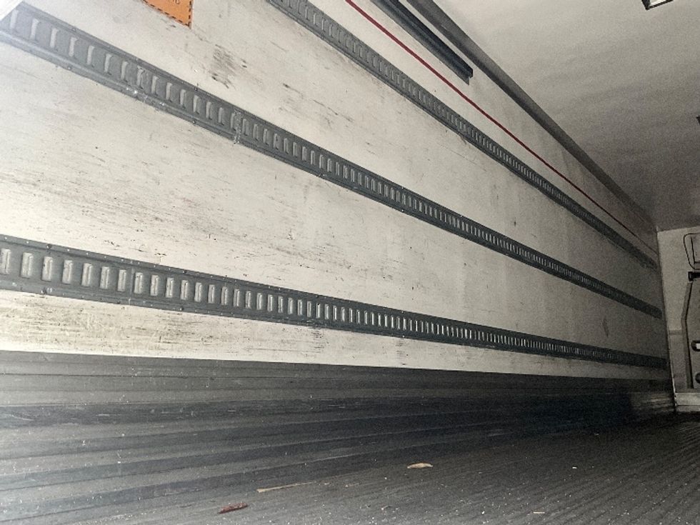 Refrigerated Trailer-Semi Trailers-Utility-2017-Trailer-Bethlehem-PA-374,956\n\t\tmiles-$ 25,750 - Image 9