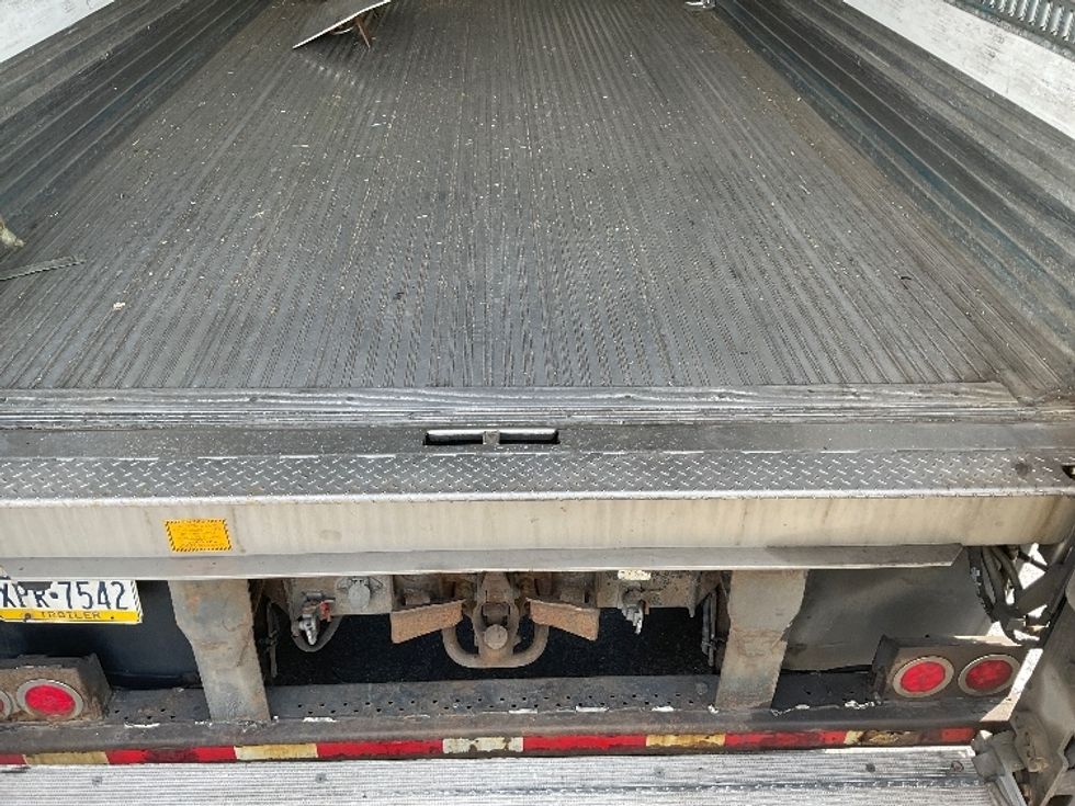 Refrigerated Trailer-Semi Trailers-Utility-2017-Trailer-Bethlehem-PA-385,272\n\t\tmiles-$ 25,250 - Image 8