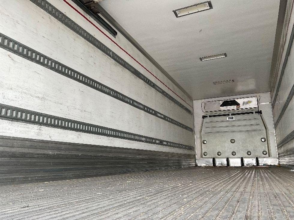 Refrigerated Trailer-Semi Trailers-Utility-2017-Trailer-Bethlehem-PA-385,272\n\t\tmiles-$ 25,250 - Image 9