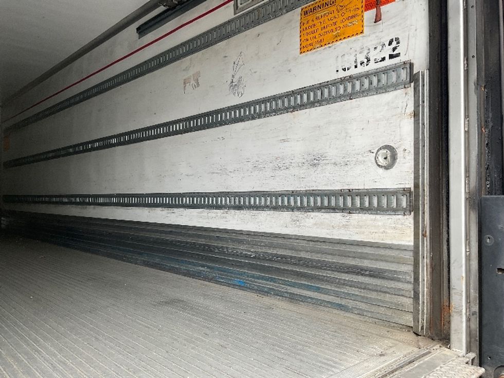 Refrigerated Trailer-Semi Trailers-Utility-2017-Trailer-Bethlehem-PA-694,626\n\t\tmiles-$ 25,750 - Image 10