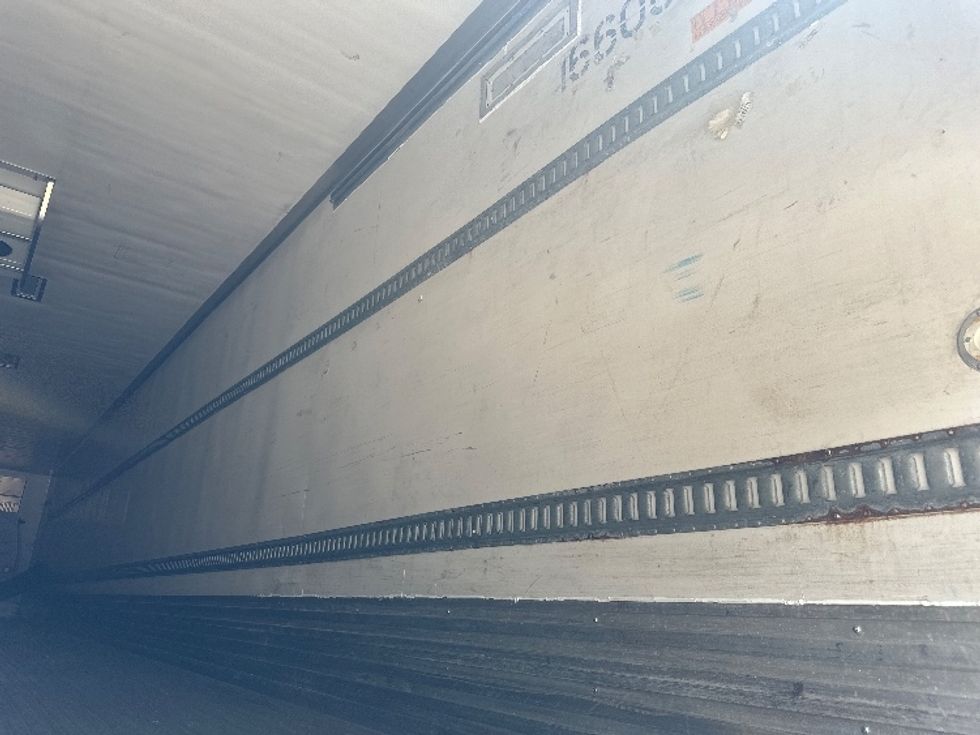 Refrigerated Trailer-Semi Trailers-Utility-2017-Trailer-Bloomington-IN-393,130\n\t\tmiles-$ 30,250 - Image 10
