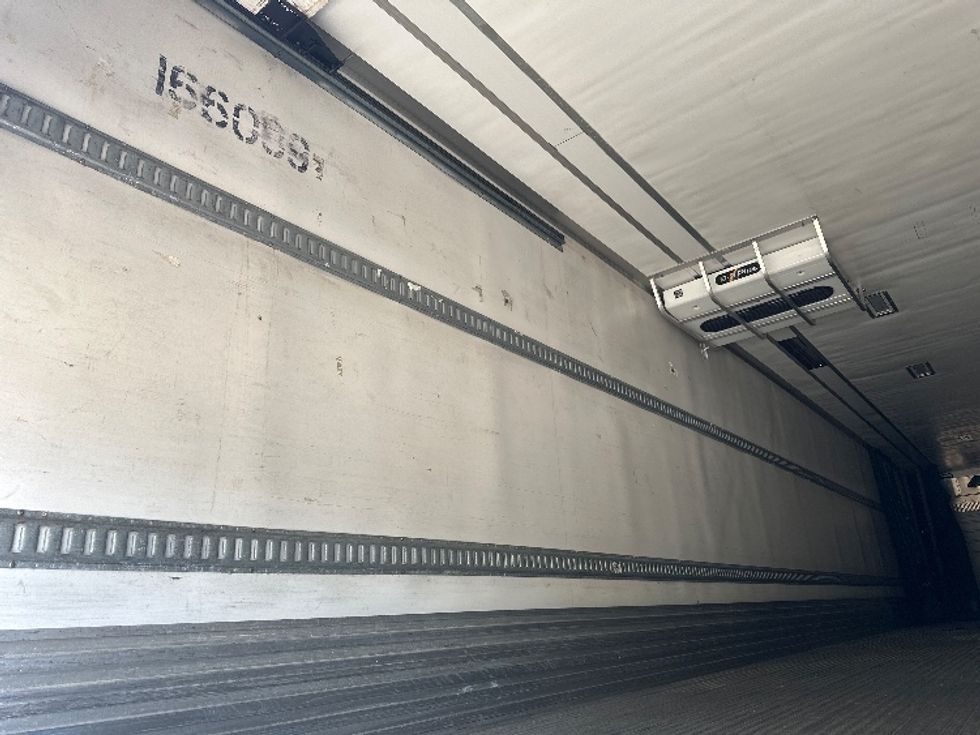 Refrigerated Trailer-Semi Trailers-Utility-2017-Trailer-Bloomington-IN-393,130\n\t\tmiles-$ 30,250 - Image 9