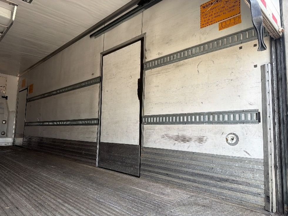 Refrigerated Trailer-Semi Trailers-Utility-2017-Trailer-Dallas-TX-301,021\n\t\tmiles-$ 24,750 - Image 10