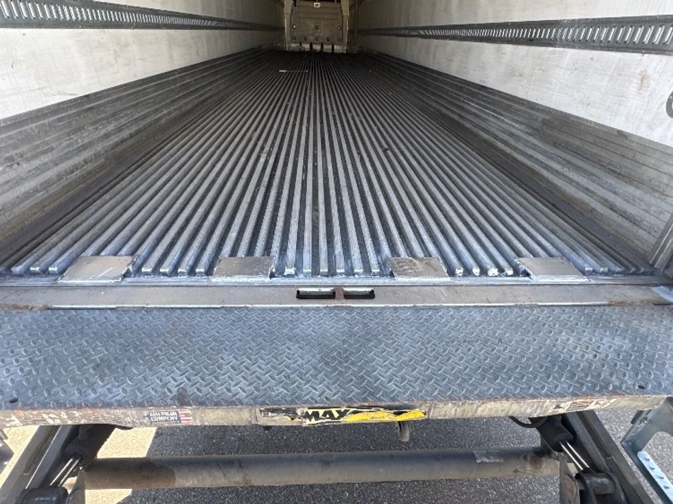 Refrigerated Trailer-Semi Trailers-Utility-2017-Trailer-Eagan-MN-591,613\n\t\tmiles-$ 24,250 - Image 8