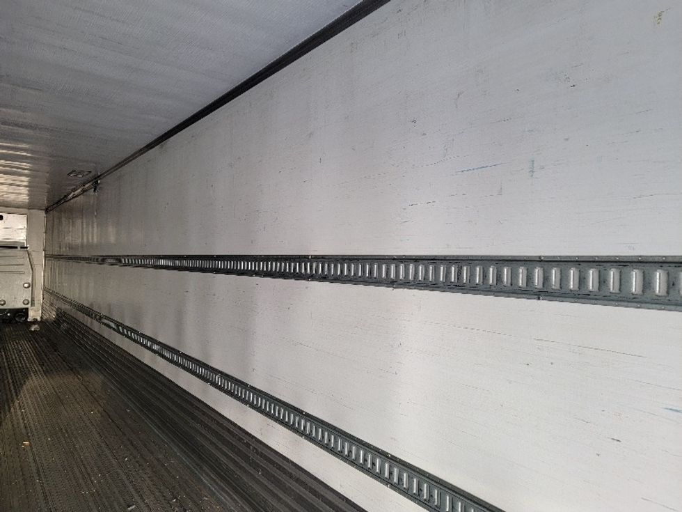 Refrigerated Trailer-Semi Trailers-Utility-2017-Trailer-Eau Claire-WI-825,757\n\t\tmiles-$ 27,500 - Image 10