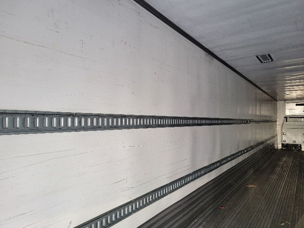 Refrigerated Trailer-Semi Trailers-Utility-2017-Trailer-Eau Claire-WI-825,757\n\t\tmiles-$ 27,500 - Image 9