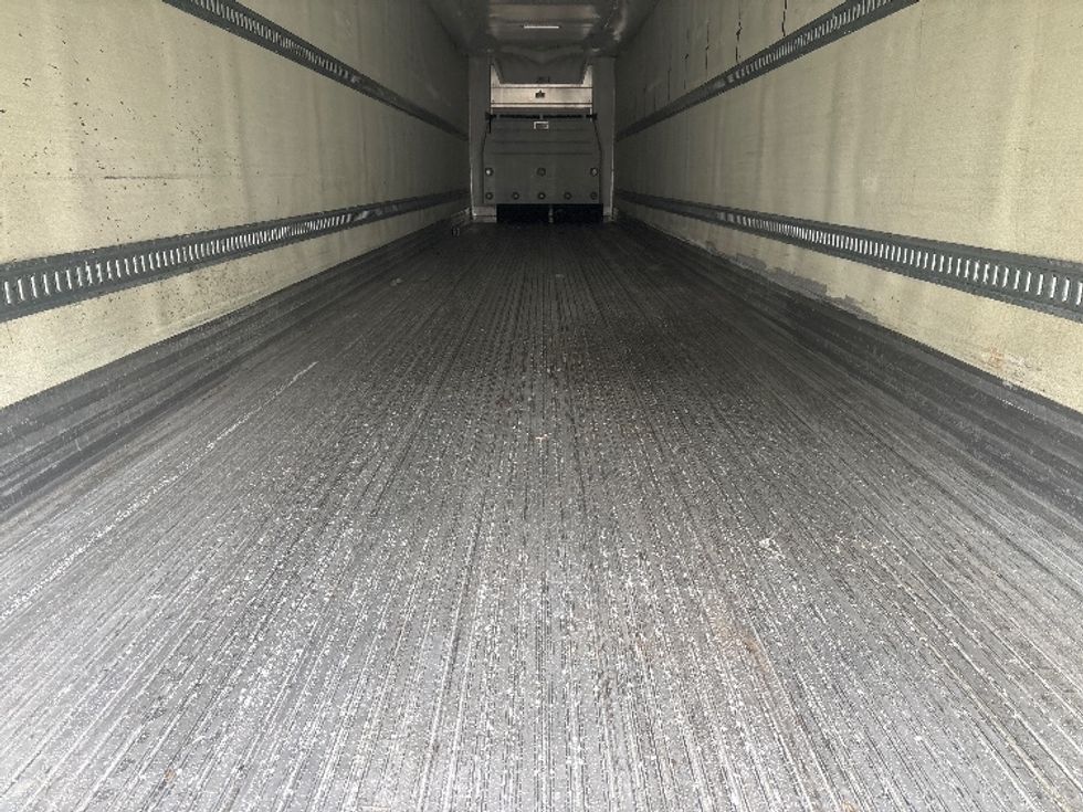Refrigerated Trailer-Semi Trailers-Utility-2017-Trailer-Everett-WA-247,464\n\t\tmiles-$ 28,500 - Image 8
