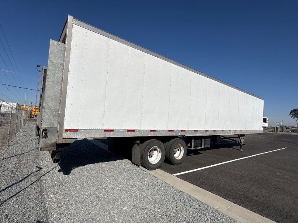Refrigerated Trailer-Semi Trailers-Utility-2017-Trailer-Fresno-CA-861,381\n\t\tmiles-$ 22,250 - Image 4
