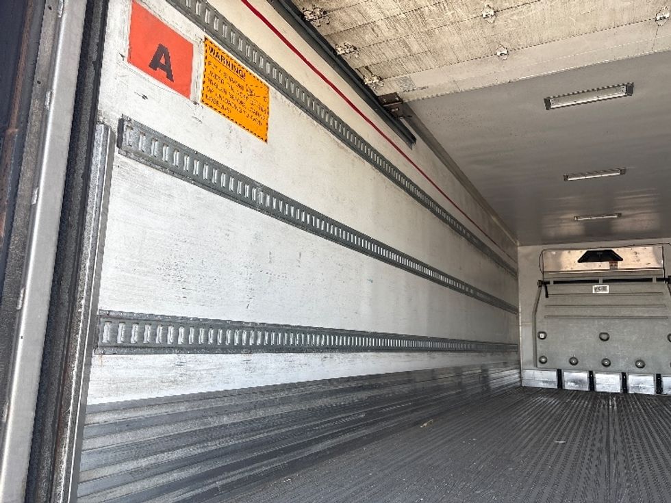 Refrigerated Trailer-Semi Trailers-Utility-2017-Trailer-Jessup-MD-443,509\n\t\tmiles-$ 32,000 - Image 9