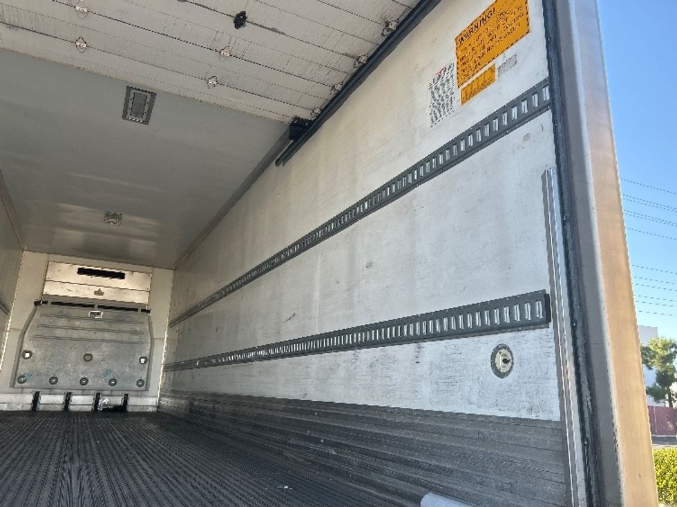 Refrigerated Trailer-Semi Trailers-Utility-2017-Trailer-La Mirada-CA-172,477\n\t\tmiles-$ 30,000 - Image 10