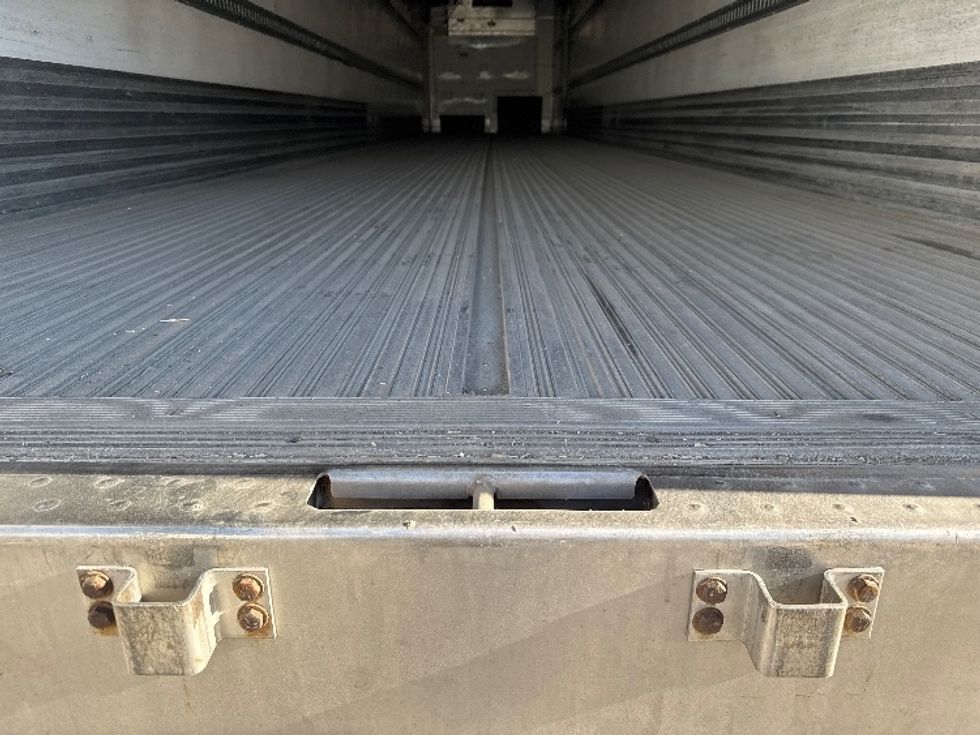 Refrigerated Trailer-Semi Trailers-Utility-2017-Trailer-Salt Lake City-UT-2,348,969\n\t\tmiles-$ 19,000 - Image 7