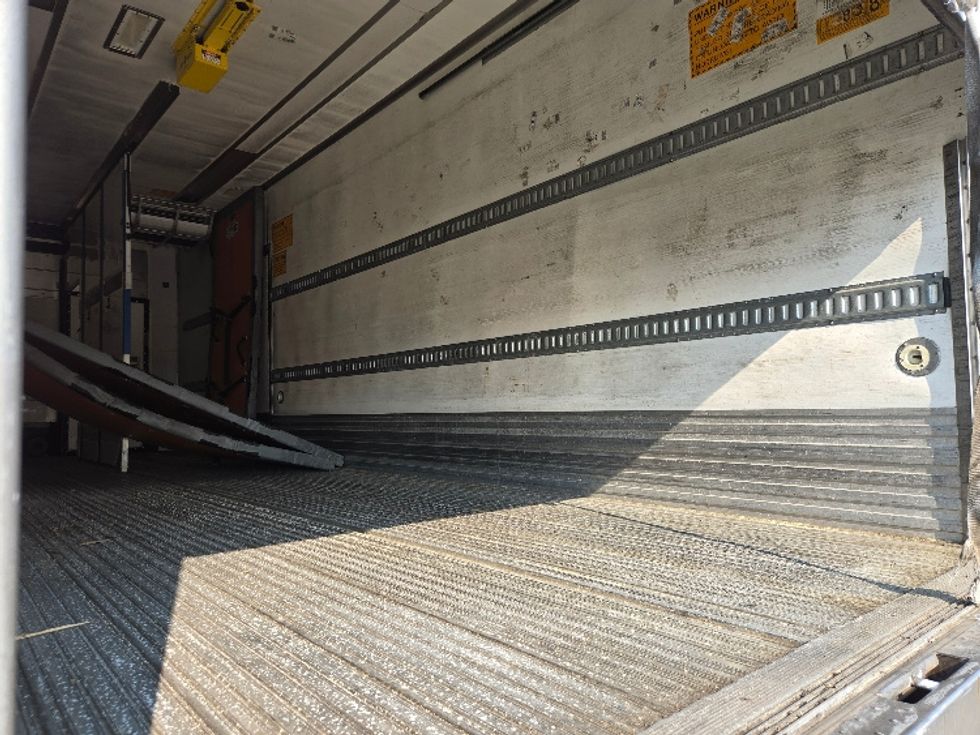 Refrigerated Trailer-Semi Trailers-Utility-2017-Trailer-Spokane Valley-WA-124,419\n\t\tmiles-$ 19,250 - Image 9