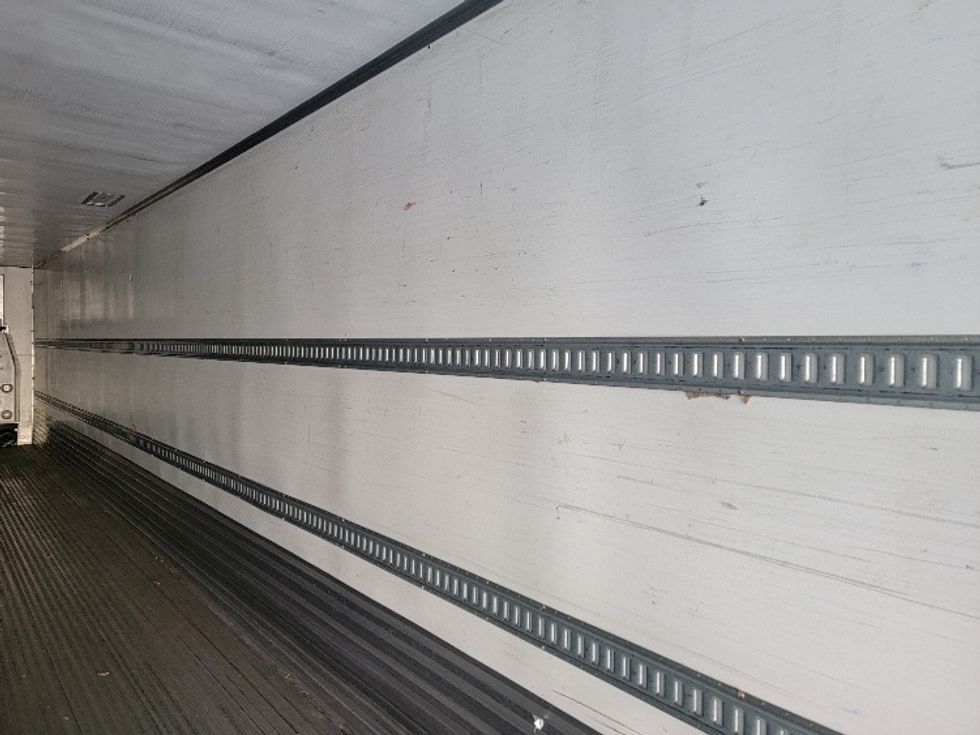 Refrigerated Trailer-Semi Trailers-Utility-2017-Trailer-St Cloud-MN-561,632\n\t\tmiles-$ 28,250 - Image 10
