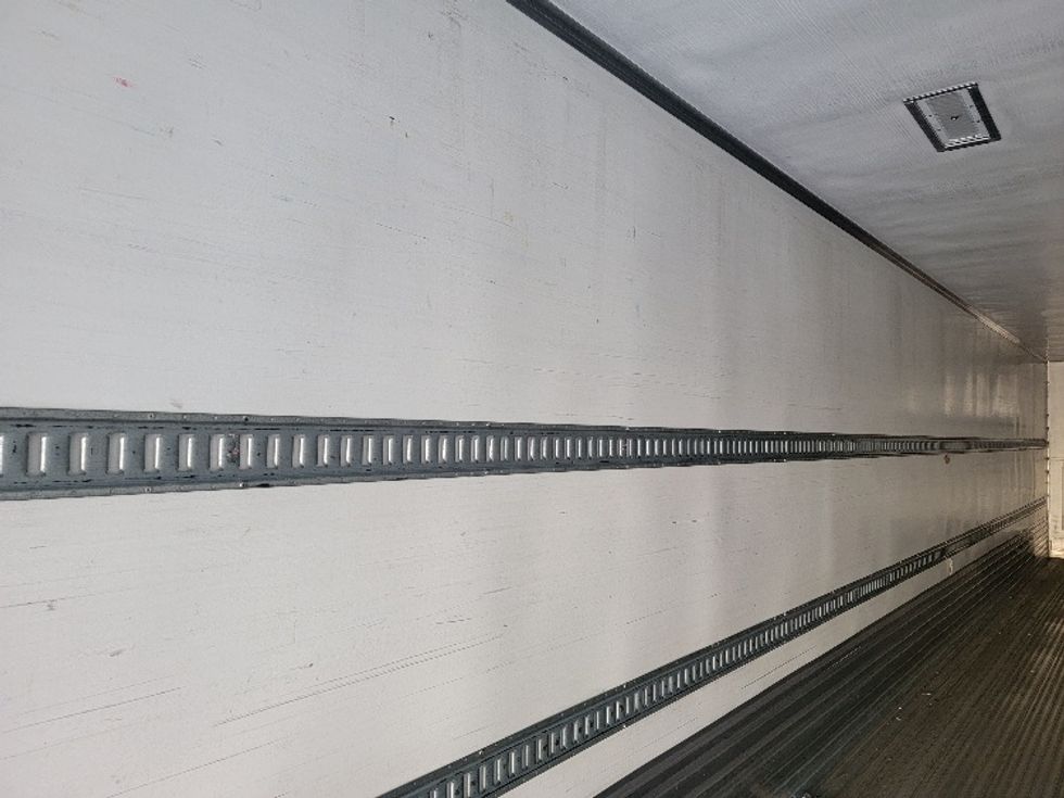 Refrigerated Trailer-Semi Trailers-Utility-2017-Trailer-St Cloud-MN-561,632\n\t\tmiles-$ 28,250 - Image 9