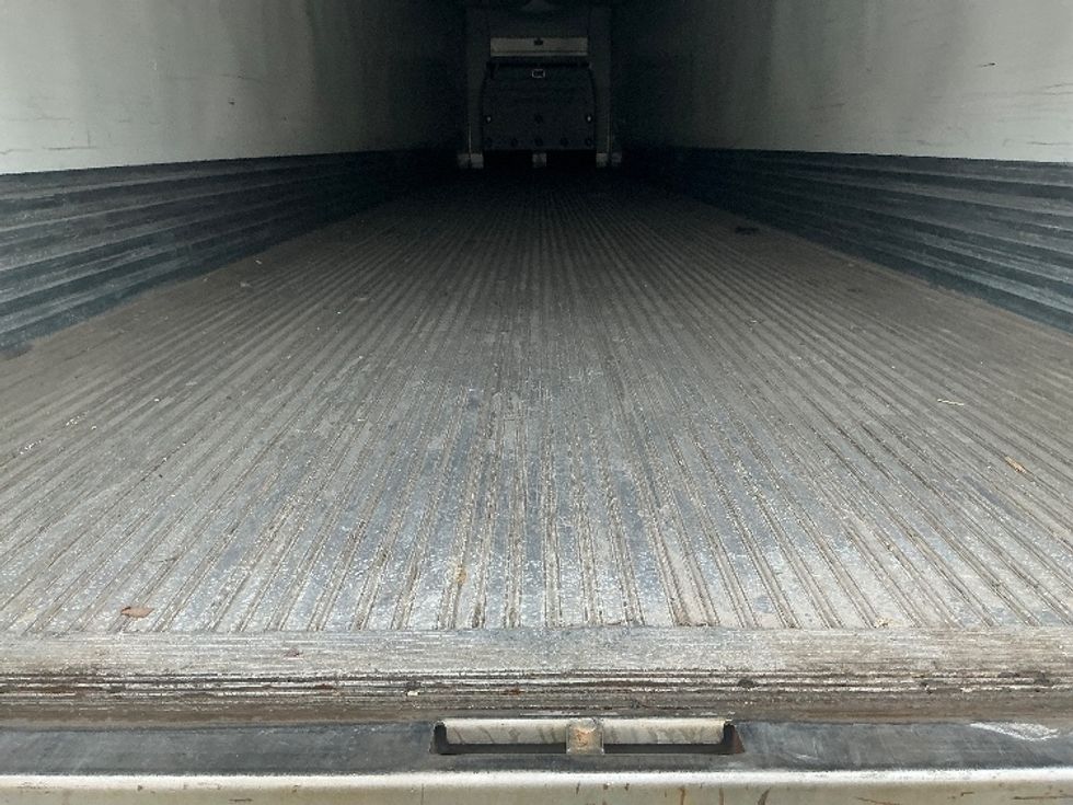 Refrigerated Trailer-Semi Trailers-Utility-2017-Trailer-Stoney Creek-ON-450,020\n\t\tkm-$ 36,000 - Image 8