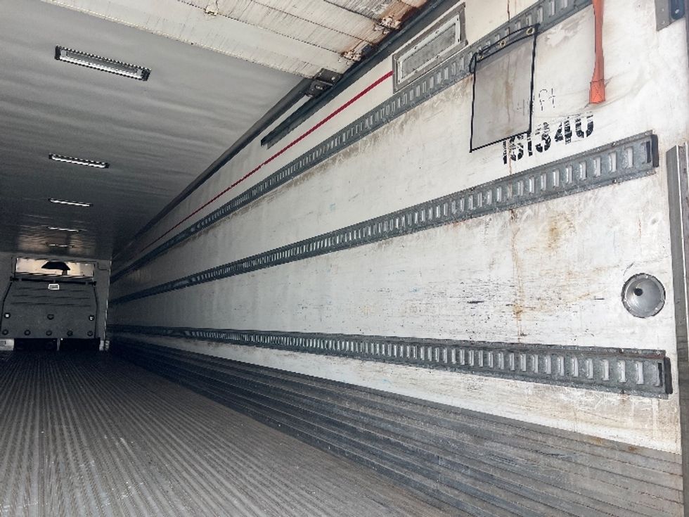 Refrigerated Trailer-Semi Trailers-Utility-2017-Trailer-Sturtevant-WI-366,000\n\t\tmiles-$ 32,000 - Image 10