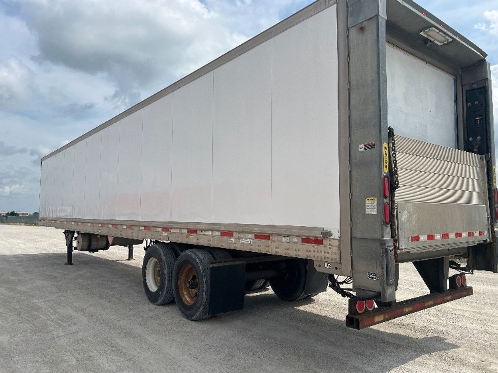 Refrigerated Trailer-Semi Trailers-Utility-2017-Trailer-Sturtevant-WI-366,000\n\t\tmiles-$ 32,000 - Image 3