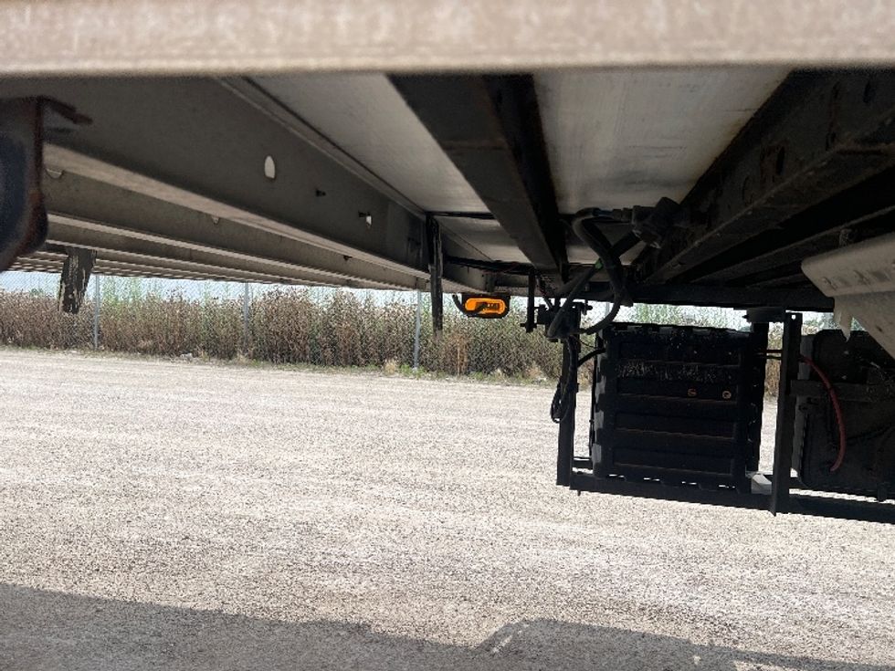 Refrigerated Trailer-Semi Trailers-Utility-2017-Trailer-Sturtevant-WI-366,000\n\t\tmiles-$ 32,000 - Image 5