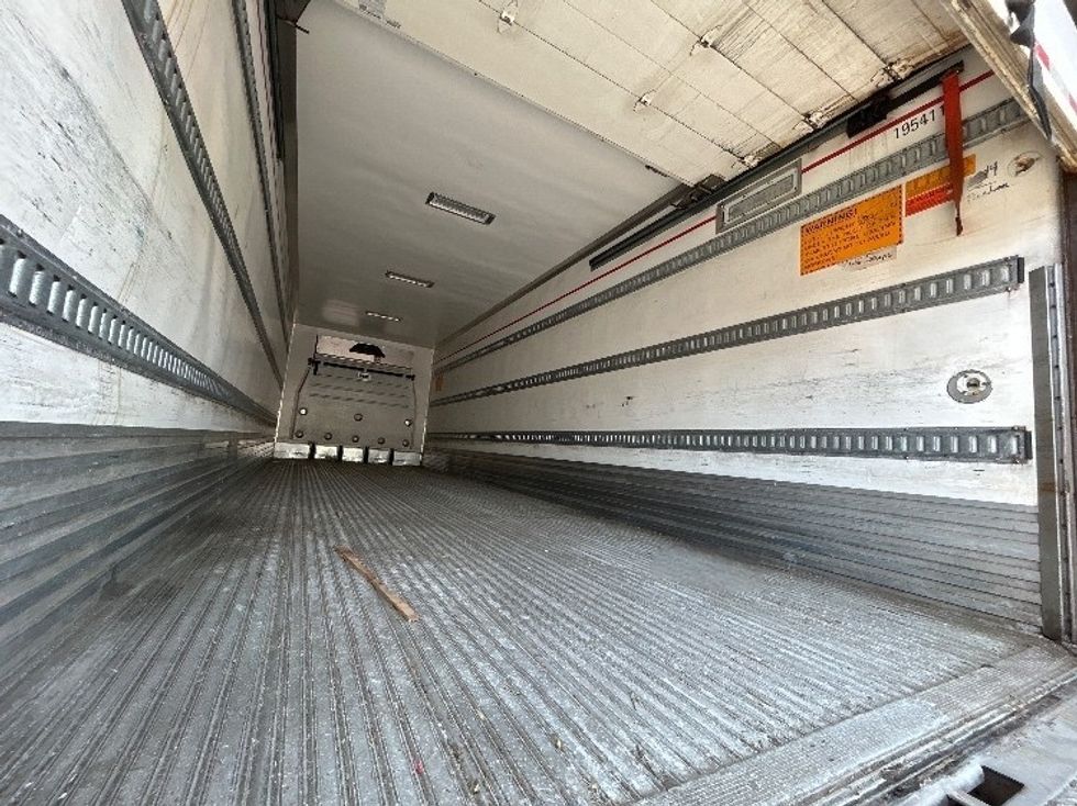 Refrigerated Trailer-Semi Trailers-Utility-2018-Trailer-Albany-NY-315,000\n\t\tmiles-$ 30,750 - Image 10