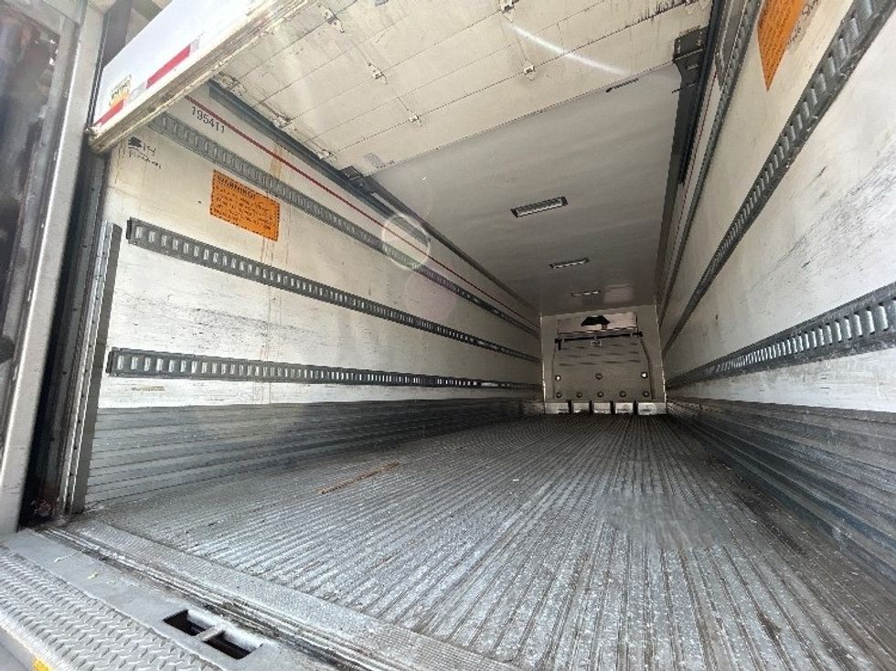 Refrigerated Trailer-Semi Trailers-Utility-2018-Trailer-Albany-NY-315,000\n\t\tmiles-$ 30,750 - Image 9