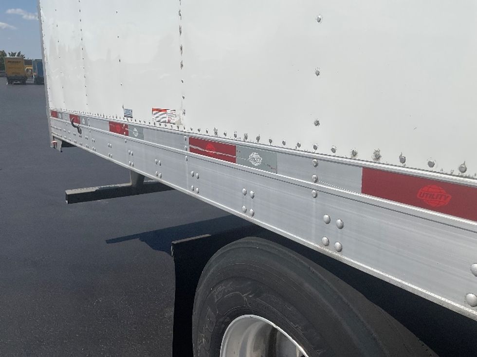 Refrigerated Trailer-Semi Trailers-Utility-2018-Trailer-Allentown-PA-623,807\n\t\tmiles-$ 25,750 - Image 13