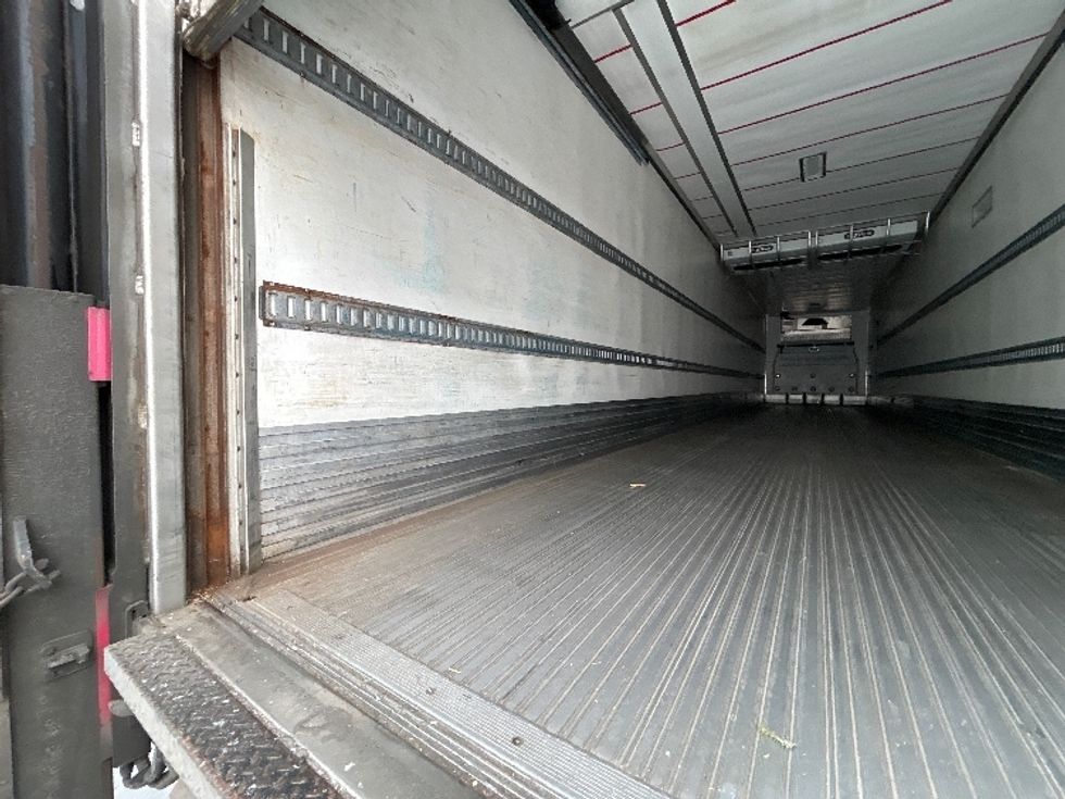 Refrigerated Trailer-Semi Trailers-Utility-2018-Trailer-Brooklyn Park-MN-404,363\n\t\tmiles-$ 35,750 - Image 9