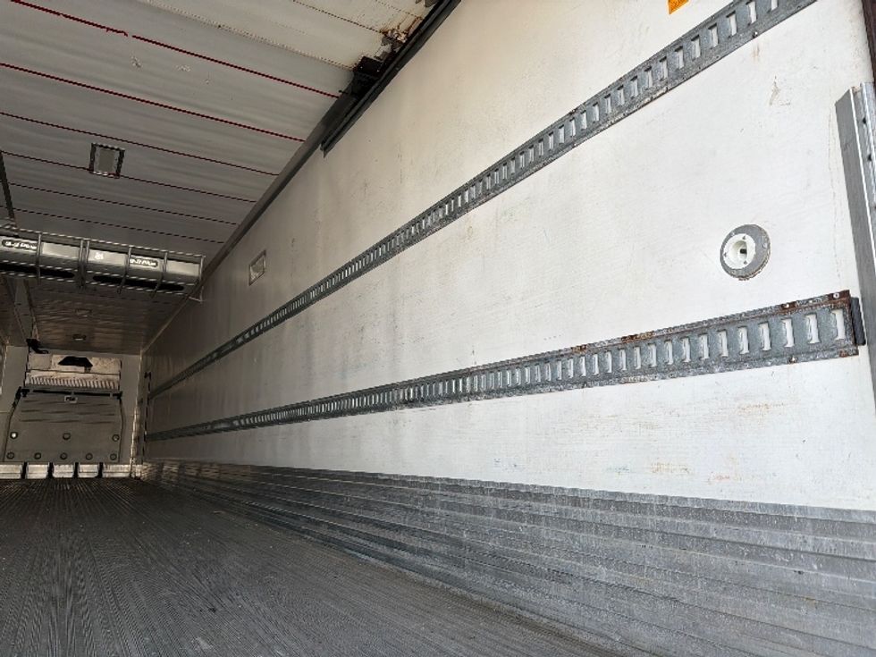 Refrigerated Trailer-Semi Trailers-Utility-2018-Trailer-Chicopee-MA-379,404\n\t\tmiles-$ 32,000 - Image 9