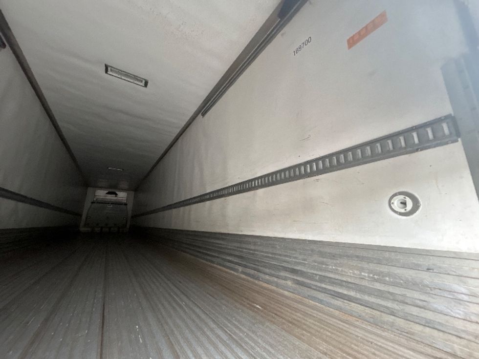 Refrigerated Trailer-Semi Trailers-Utility-2018-Trailer-Fitchburg-MA-575,635\n\t\tmiles-$ 32,000 - Image 9