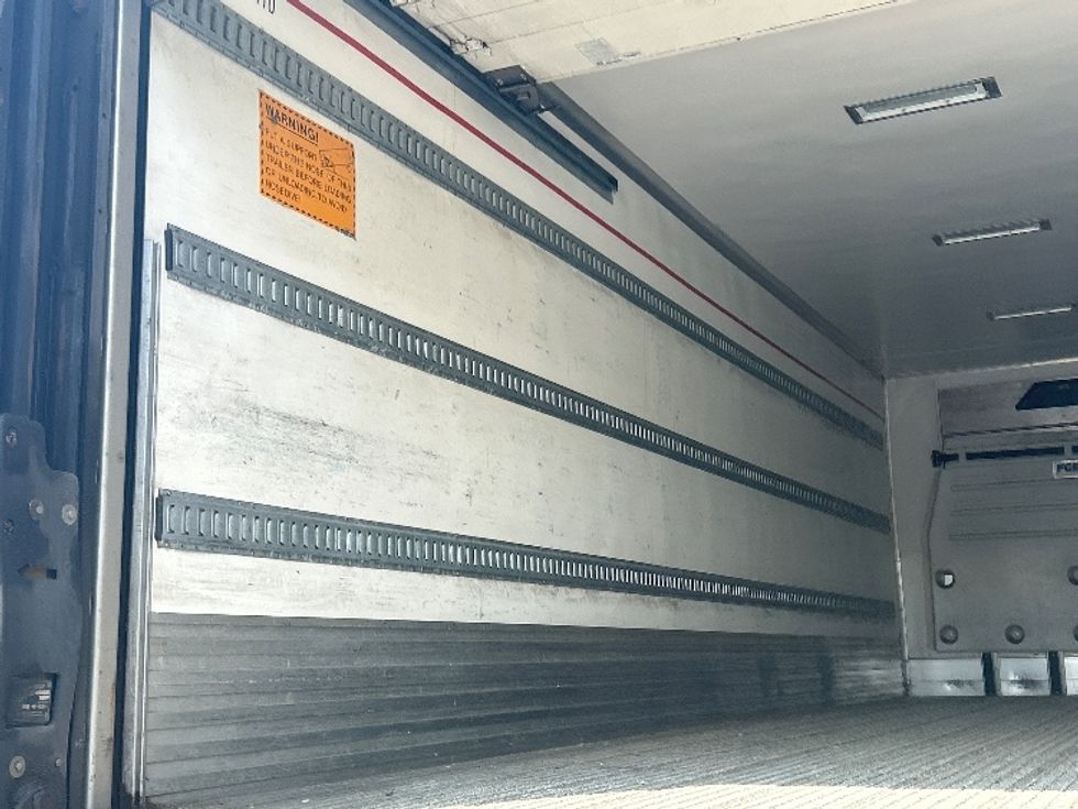 Refrigerated Trailer-Semi Trailers-Utility-2018-Trailer-Montgomery-NY-323,853\n\t\tmiles-$ 31,750 - Image 9