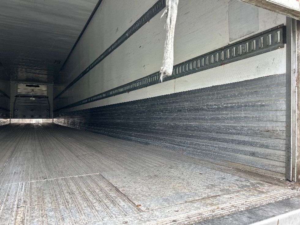 Refrigerated Trailer-Semi Trailers-Utility-2018-Trailer-Neenah-WI-620,841\n\t\tmiles-$ 25,750 - Image 10