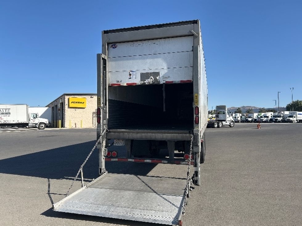 Refrigerated Trailer-Semi Trailers-Utility-2018-Trailer-Portland-OR-1,028,695\n\t\tmiles-$ 31,750 - Image 7