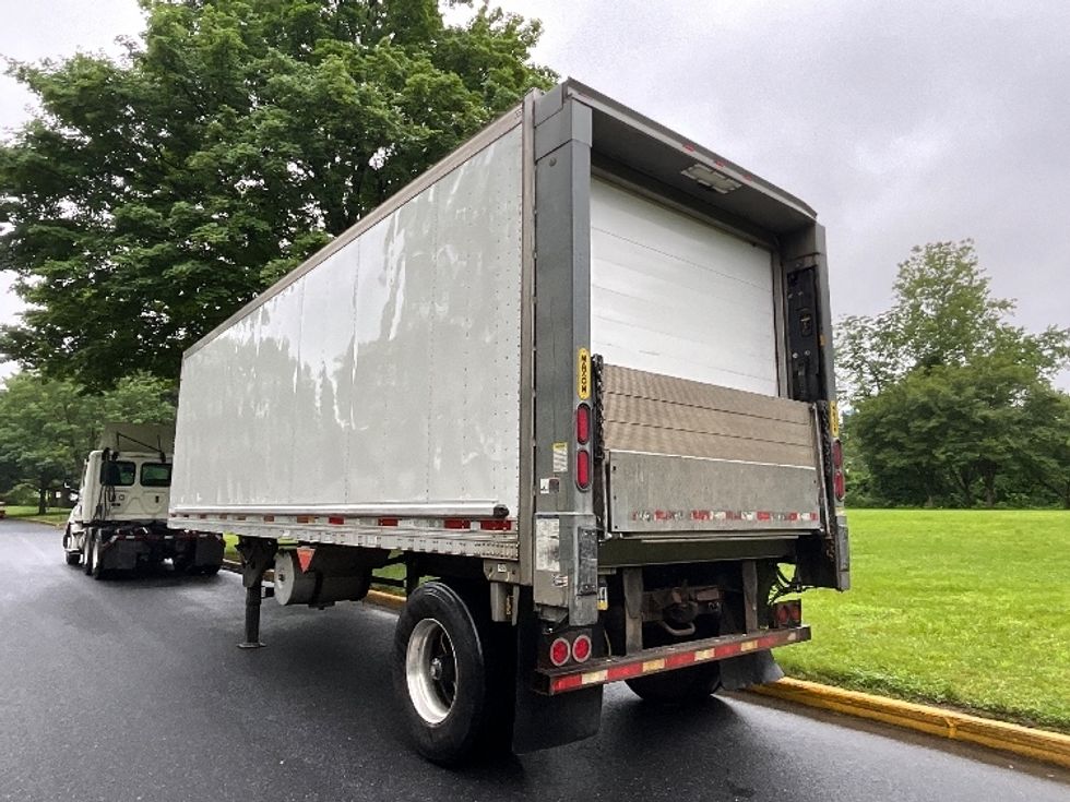 Refrigerated Trailer-Semi Trailers-Utility-2018-Trailer-Reading-PA-303,840\n\t\tmiles-$ 38,250 - Image 3