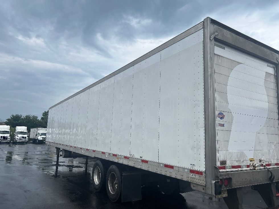 Refrigerated Trailer-Semi Trailers-Utility-2018-Trailer-Reading-PA-332,789\n\t\tmiles-$ 28,000 - Image 3