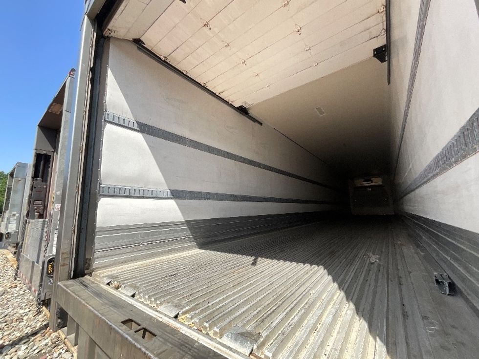 Refrigerated Trailer-Semi Trailers-Utility-2018-Trailer-Reading-PA-923,148\n\t\tmiles-$ 28,500 - Image 8