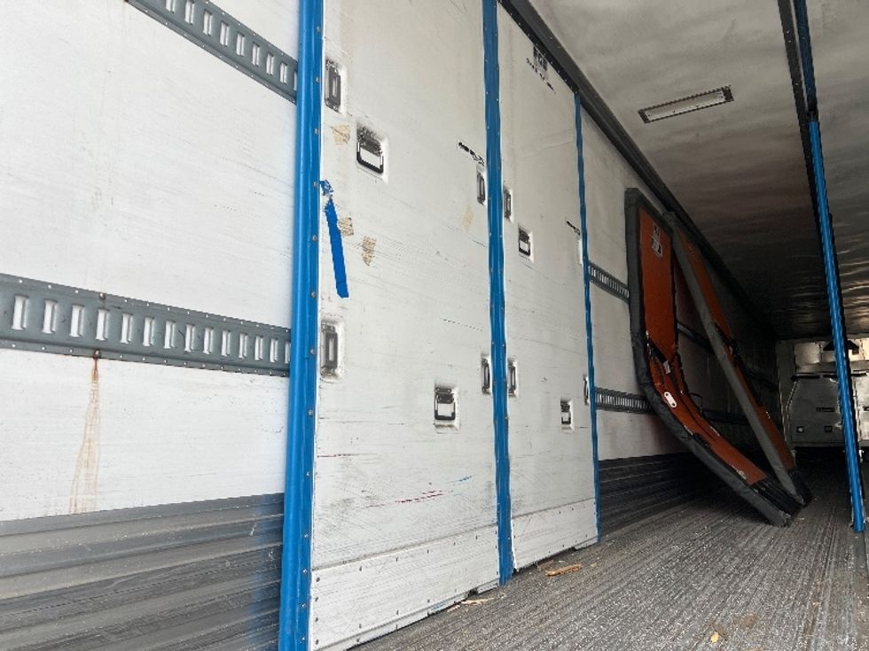 Refrigerated Trailer-Semi Trailers-Utility-2018-Trailer-Rochester-NY-400,416\n\t\tmiles-$ 20,500 - Image 9