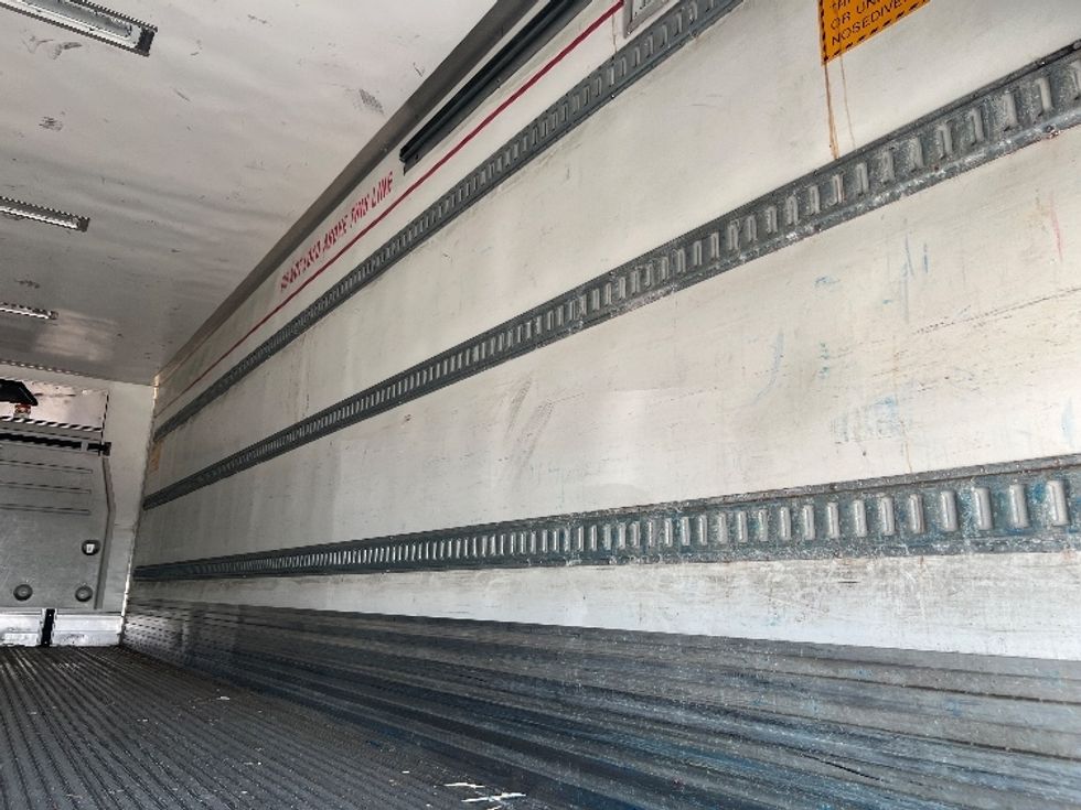 Refrigerated Trailer-Semi Trailers-Utility-2018-Trailer-Rochester-NY-431,743\n\t\tmiles-$ 30,750 - Image 10