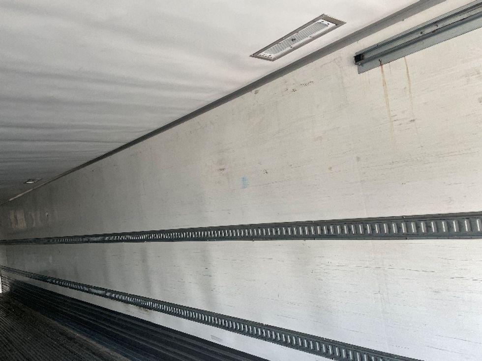 Refrigerated Trailer-Semi Trailers-Utility-2018-Trailer-Saxonburg-PA-130,982\n\t\tmiles-$ 52,750 - Image 9