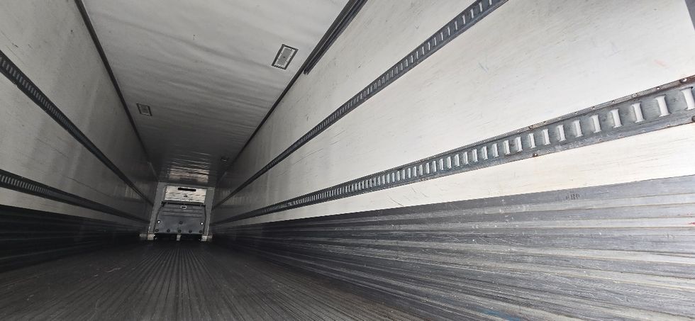 Refrigerated Trailer-Semi Trailers-Utility-2018-Trailer-West Fargo-ND-945,554\n\t\tmiles-$ 24,750 - Image 9