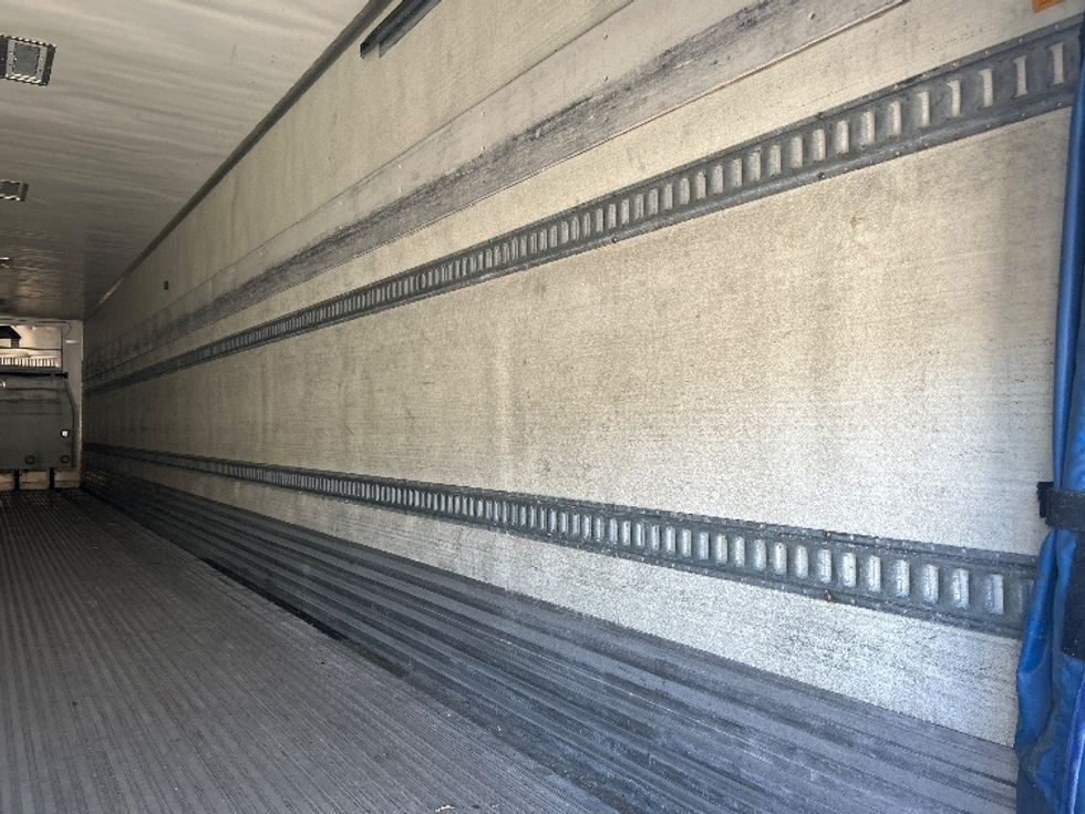 Refrigerated Trailer-Semi Trailers-Utility-2019-Trailer-Fitchburg-MA-315,443\n\t\tmiles-$ 35,750 - Image 10